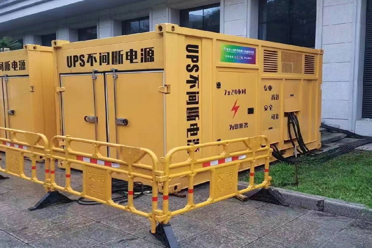 乌兰浩特发电机租赁施工现场